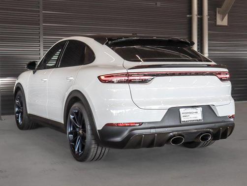 2023 Porsche Cayenne Turbo GT