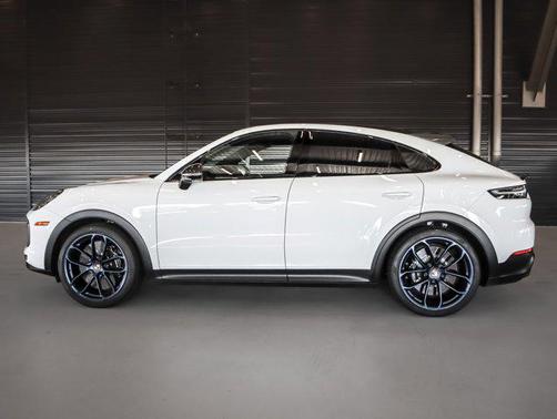 2023 Porsche Cayenne Turbo GT