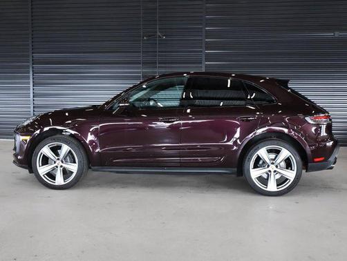 2024 Porsche Macan AWD