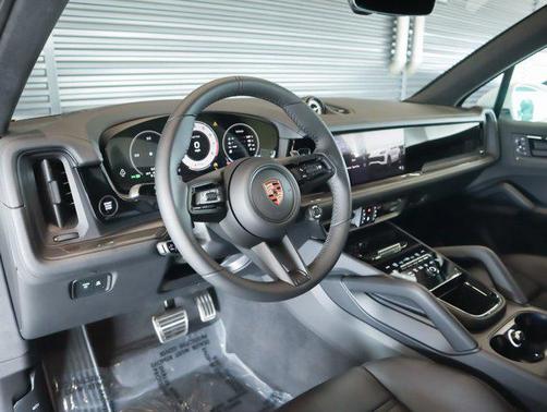 2026 Porsche Cayenne GTS