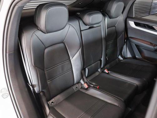 2025 Porsche Cayenne Cayenne E-Hybrid