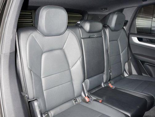 2025 Porsche Cayenne AWD