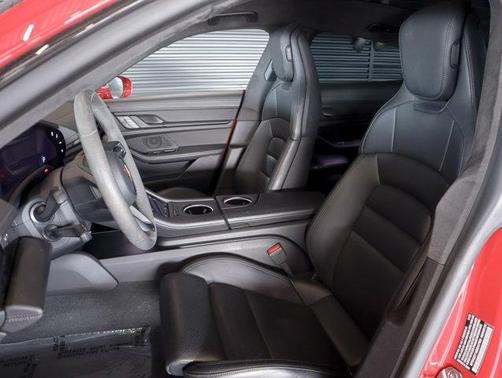 2024 Porsche Taycan GTS