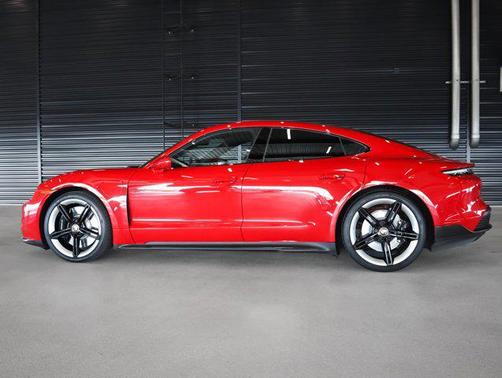 2024 Porsche Taycan GTS