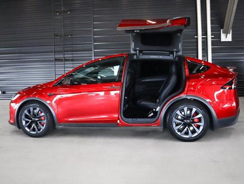 2023 Tesla Model X Plaid Tri Motor All-Wheel Drive