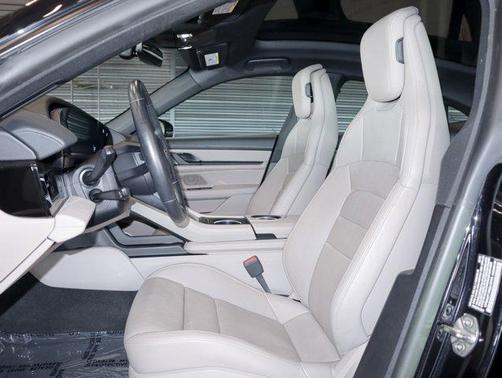 2022 Porsche Taycan RWD