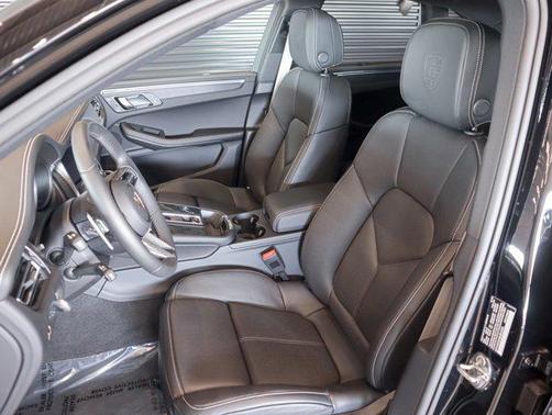 2025 Porsche Macan GTS