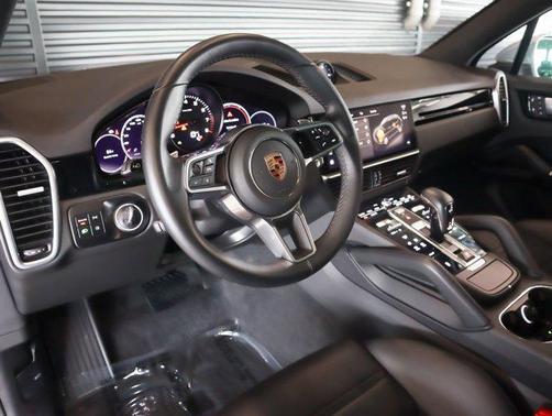 2023 Porsche Cayenne AWD