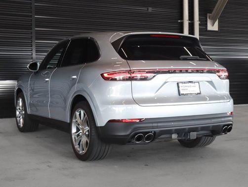 2023 Porsche Cayenne AWD