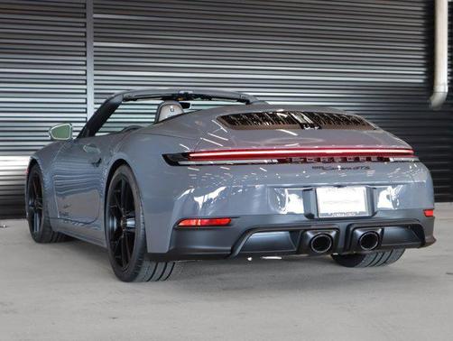 2026 Porsche 911 Carrera GTS