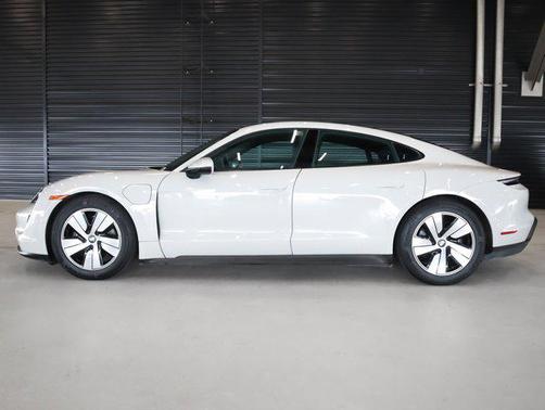 2024 Porsche Taycan RWD