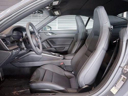 2026 Porsche 911 Carrera 4S Cabriolet