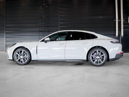 2024 Porsche Panamera RWD