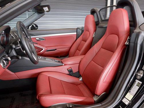 2024 Porsche 718 Boxster S