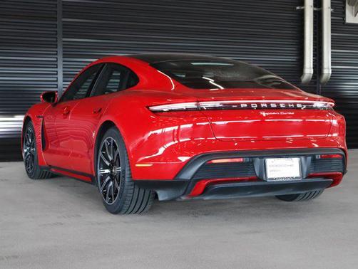2020 Porsche Taycan Turbo