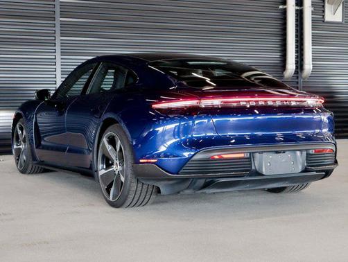2020 Porsche Taycan Turbo S