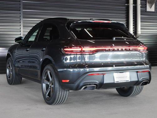 2026 Porsche Macan AWD