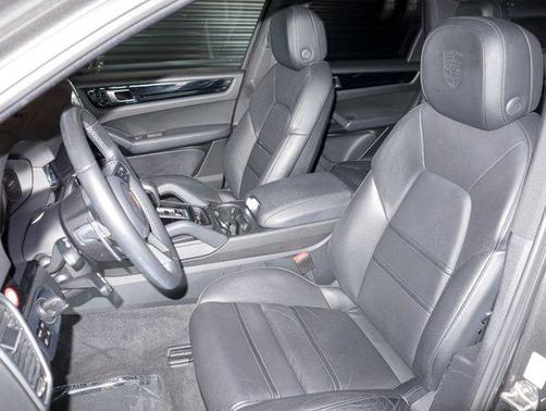 2021 Porsche Cayenne AWD