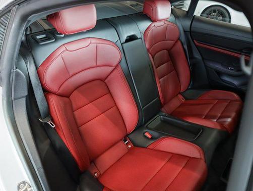 2023 Porsche Taycan RWD