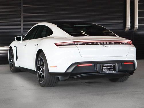 2025 Porsche Taycan RWD