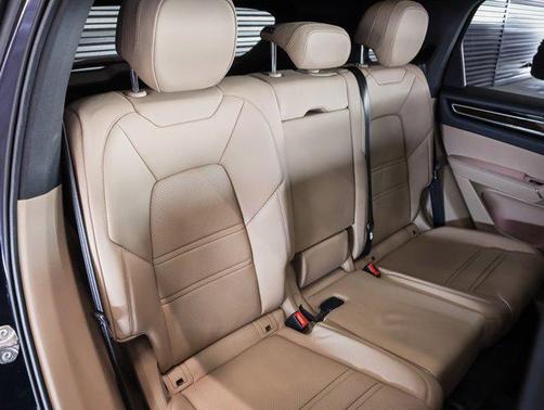 2021 Porsche Cayenne Cayenne