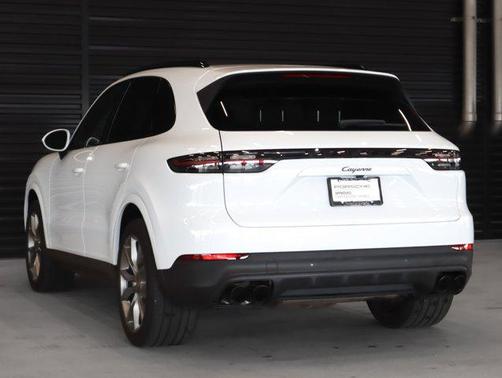 2022 Porsche Cayenne AWD