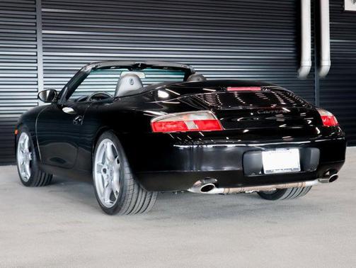 2000 Porsche 911 Carrera Cabriolet