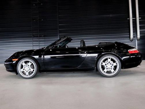2000 Porsche 911 Carrera Cabriolet