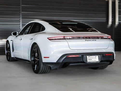 2024 Porsche Taycan GTS