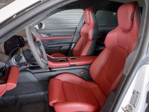 2024 Porsche Taycan GTS