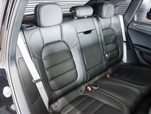 2026 Porsche Macan GTS