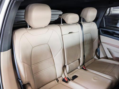 2023 Porsche Cayenne Cayenne