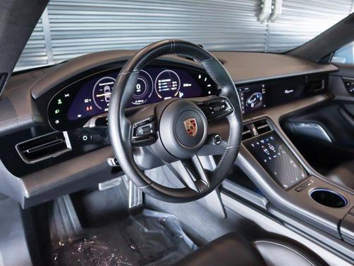 2021 Porsche Taycan Turbo S