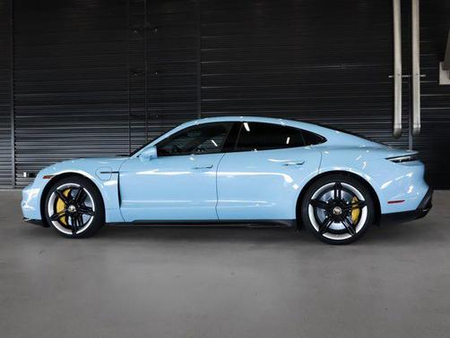 2021 Porsche Taycan Turbo S