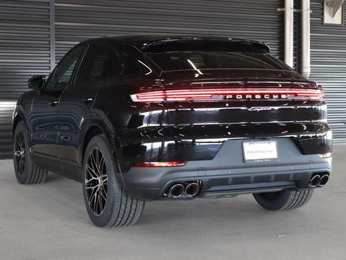 Chromite Black Metallic 2026 Porsche Cayenne Cayenne