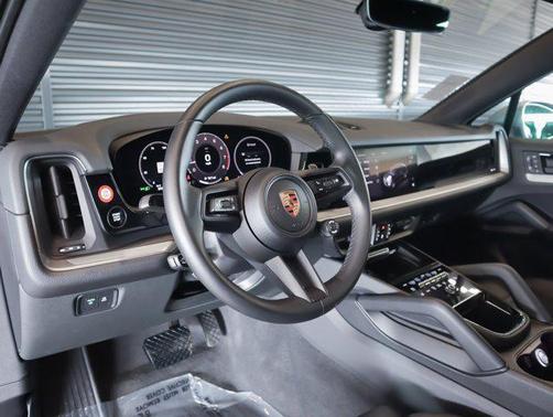 2025 Porsche Cayenne Cayenne