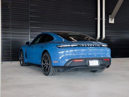 2024 Porsche Taycan RWD