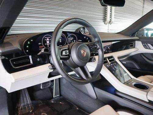 2025 Porsche Taycan RWD