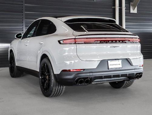 Chalk 2026 Porsche Cayenne Cayenne