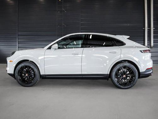 Chalk 2026 Porsche Cayenne Cayenne