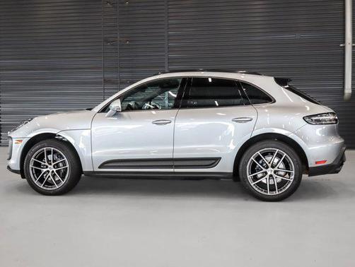 2024 Porsche Macan AWD