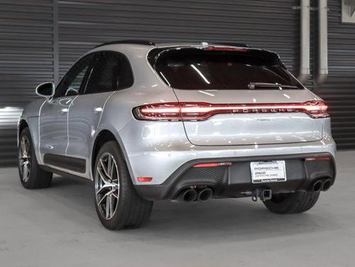 2024 Porsche Macan AWD