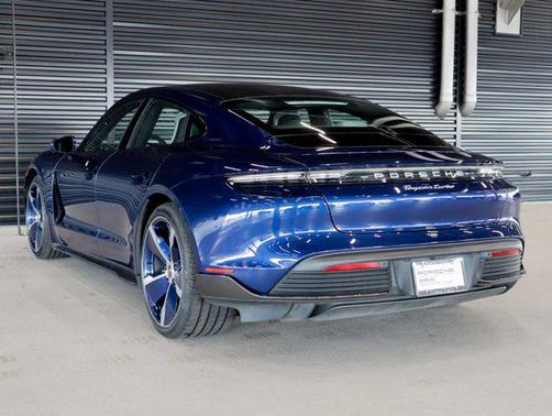 2021 Porsche Taycan Turbo