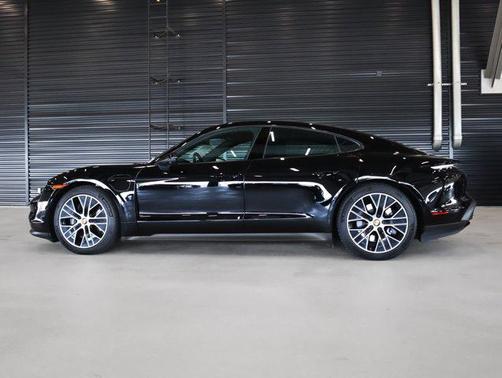 2024 Porsche Taycan RWD