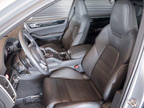 2023 Porsche Cayenne Cayenne