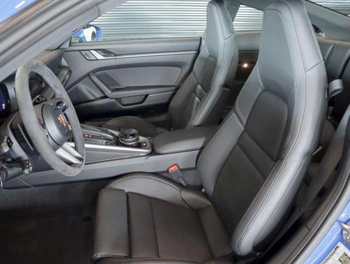 2026 Porsche 911 Carrera 4S