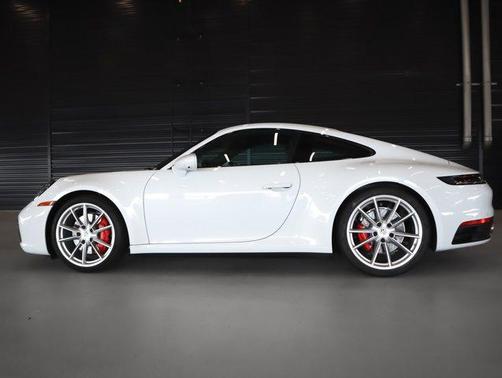 2022 Porsche 911 Carrera 4S