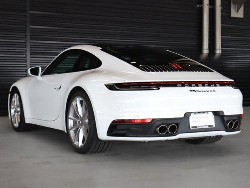 2022 Porsche 911 Carrera 4S