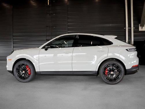 2024 Porsche Cayenne S