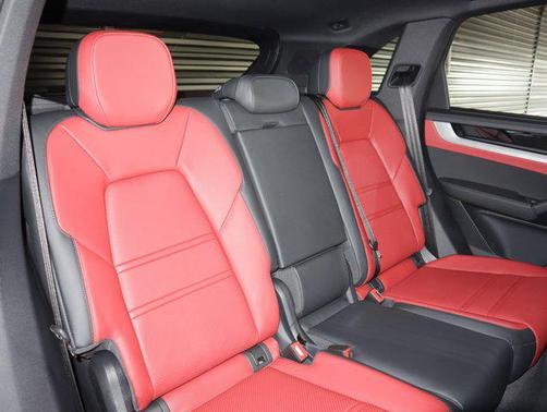 2026 Porsche Cayenne S